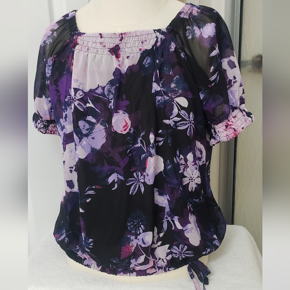 So-En Purple Floral Sheer - Short Sleeve Square Neck Blouse Top